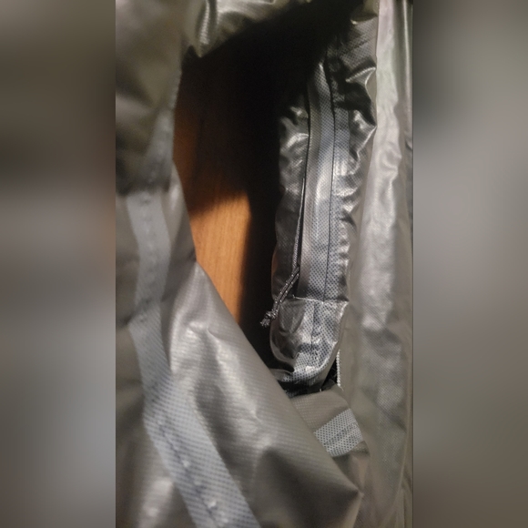 SOLD- Columbia Winter/Ski jacket - Picture 4 of 4